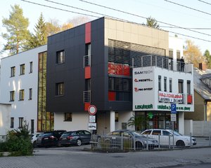 Exteriérové žalúzie Prominent - adm. budova PROMTO, Žilina