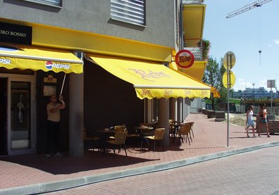 Terasové markízy s potlačou - Pizzeria Pomodoro Rosso, Bratislava