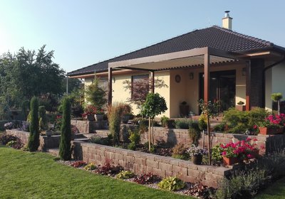 Bioklimatická pergola rodinný dům Nitra